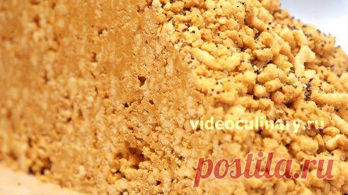 Торт Муравейник от http://www.videoculinary.ru/торты-и-пирожные/286663-muraveinik.html
Оформить бесплатную подписку на рассылку можно здесь http://www.videoculinary.ru/рассылка

Торт Муравейник
       Торт Муравейник был одним из самых популярных тортов на территории бывшего Советского Союза. Очень доступный и простой в приготовлении торт был достойным конкурентом торту Птичье молоко, торту Наполеон, торту Пьяная вишня и другим кулина...