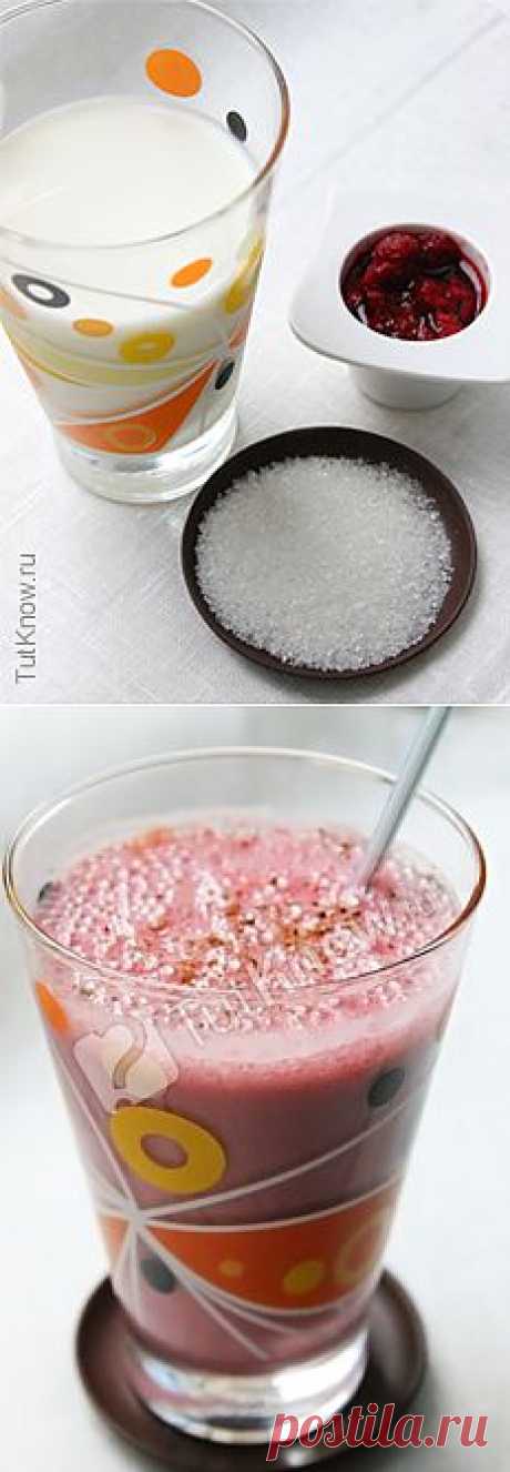 Молочный коктейль с малиной