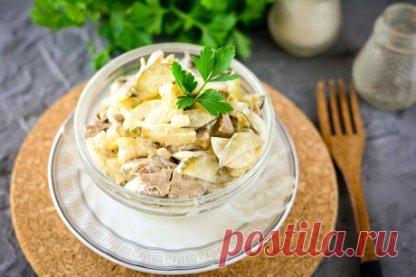Салат "Пассажирский" с куриной печенью: рецепт с фото пошагово