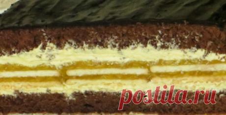 Шоколадно-яблучний пляцок