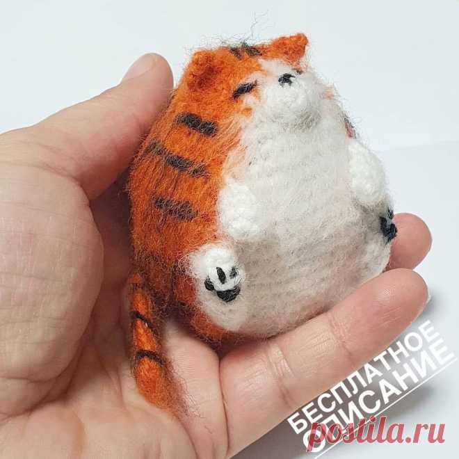 ПУХЛЫЙ КОТИК