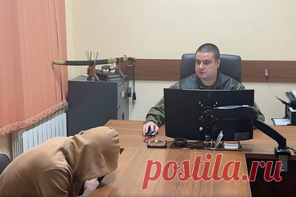 Спецназ скрутил российских подростков на улице и попал на видео