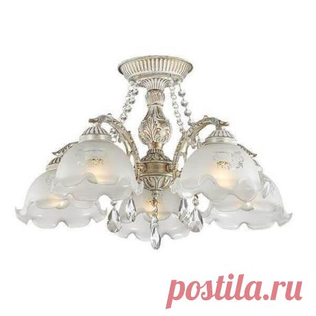 Потолочная люстра Lumion Comfi Casetta 3126/5C (Италия) | Интернет-магазин Lusart.ru Потолочная люстра Lumion Comfi Casetta 3126/5C - цоколь: E27, общая мощность: 300 Вт., кол-во ламп: 5 шт., страна Италия, высота: 360 мм., диаметр: 620 мм., длина: 555 мм., ширина: 555 мм., материал арматуры металл цвет белый и материал плафона стекло цвет белый. Покупайте в интернет-магазине Lusart.ru с бесплатной доставкой в Москве в течение 1-3 дней.