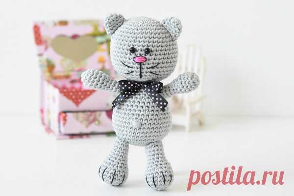 Котенок амигуруми крючком: схема вязания игрушки