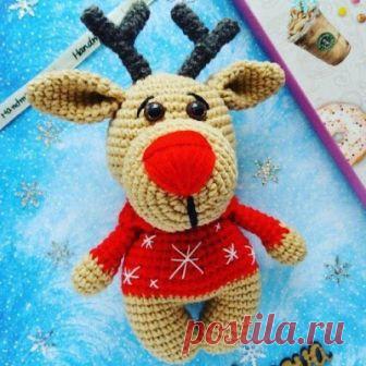 1000 схем амигуруми на русском: Новогодний олень крючком