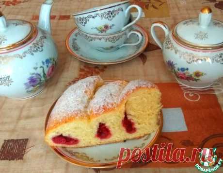 Пирог-улитка с вишней и малиной – кулинарный рецепт