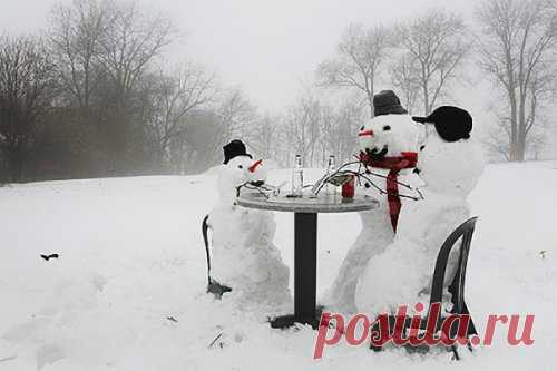 Снеговики и снежные бабы на любой вкус