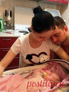 Екатерина Якимец (Непомнящая)
ХОРОШИЙ МУЖ не тот, кто выглядит шикарно... Не тот, кто дверь в машине распахнет... На людях вас царицей проведет... ХОРОШИЙ МУЖ умеет мыть посуду... Детей умеет ночью укачать... Хороший муж не слышит пересудов... Хороший муж покой вам может дать!!!