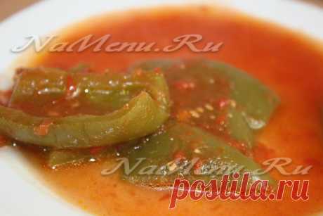 Лечо из перца и помидор с растительным маслом Рецепт вкусного лечо из сладкого перца на зиму понравится тем, кто очень любит делать разные заготовки для всей семьи.