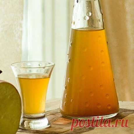 Яблочный ликер в домашних условиях