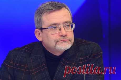 Глава ВЦИОМ заявил об ослаблении фигуры Ленина. Гендиректор Всероссийского центра изучения общественного мнения (ВЦИОМ) Валерий Федоров заявил об ослаблении фигуры Владимира Ленина за последние 30 лет. Глава ВЦИОМ отметил, что большинство россиян по-прежнему воспринимает фигуру Ленина позитивно.