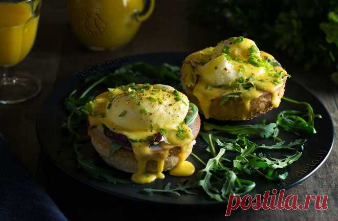 Яйца Бенедикт - классический рецепт с фото пошагово | ne-dieta  Яйца Бенедикт - это блюдо для завтрака, состоящее из яиц пашот, булочки, ветчины и голландского соуса. Я расскажу, как приготовить блюдо в домашних условиях.