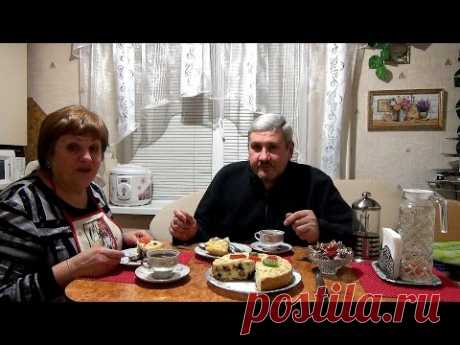Шарлотка в мультиварке. Нежнее чем в духовке.