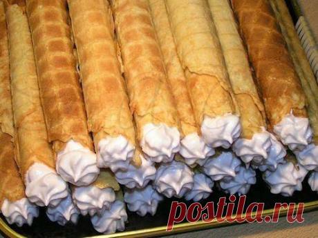 ХОРОШО ЗАБЫТОЕ СТАРОЕ: вафельные трубочки с заварным кремом