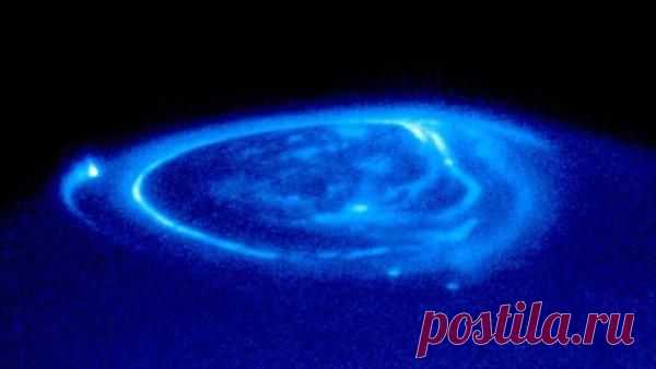 Всполохи полярных сияний на Юпитере окутником / Физика невозможного!