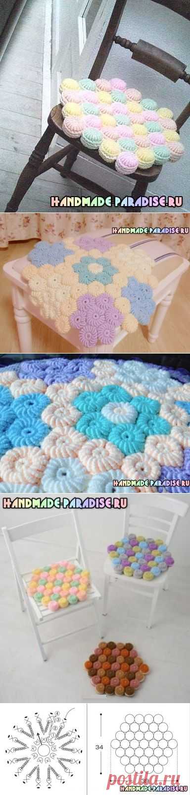 Симпатичные сидушки и коврики витыми столбиками