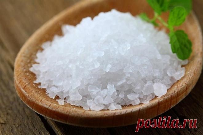 Соль в магии — странные и удивительные факты 
Соль — обычный порошок на нашей кухне. Что же такого магического может быть в ней, такой знакомой? Зачем нам соль в магии? Попробуем разобраться. Северная магия проста — мы защищаемся, очищаясь, и пр…