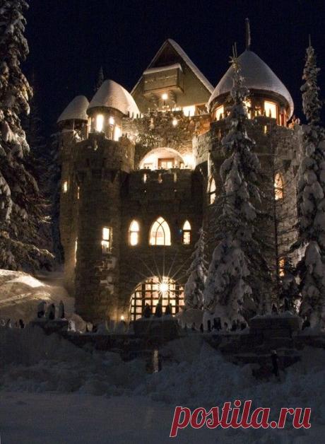 Найдено на сайте castlemagic.com.