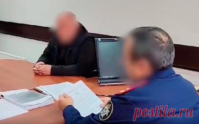 Экс-замминистра образования Дагестана арестовали по делу о взятке. Бывшего замминистра образования Дагестана Халида Нурмагомедова арестовали на два месяца по делу о коррупции, сообщила пресс-служба управления Следственного комитета по региону.