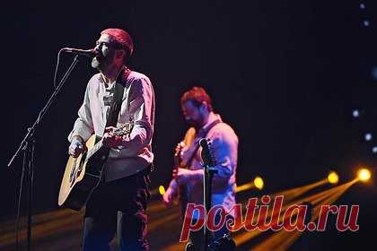 «Сплин» убрали с афиши фестиваля в Новосибирске после жалобы «Союза отцов». Российскую рок-группу «Сплин» убрали с афиши музыкального фестиваля «Ветер Сибири» после жалобы общественников из «Союза отцов Новосибирской области». При этом директор коллектива Александр Морозов и организаторы мероприятия отказались комментировать сложившуюся ситуацию.