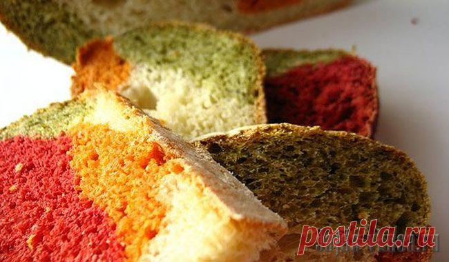 Овощной хлеб по-австралийски.
Вкусный, полезный, витаминизированный хлеб австралийской кухни, да еще такой красивый! В него невозможно не влюбиться, просто нужно однажды приготовить! Тесто дрожжевое, как и для обычного хлеба, соки свеклы, шпината и томата придают ему очарование и неповторимость. Приятного знакомства с изделием из Австралии!