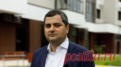 Овчинский: в районе Покровское-Стрешнево снесли первые дома по программе реновации. В столичном районе Покровское-Стрешнево демонтировали первые расселённые дома в рамках программы реновации. Жители уже переехали в новые квартиры. Об этом сообщил министр правительства Москвы, руководитель Департамента градостроительной политики, входящего в Комплекс градостроительной политики и строительства, Владислав Овчинский. Читать далее