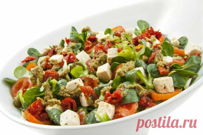 Ceviz Soslu Semizotu Salatası Tarifi, Nasıl Yapılır? - Yemek.com