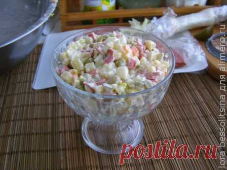 👌 Оливье с копчёной колбасой, рецепты с фото И вы соскучились по Оливье — рецепт классический во сне снится, но наутро вы не помните, что, сколько и в какой очередности класть? Сейчас напомню!
Не надо переживать о последоват...