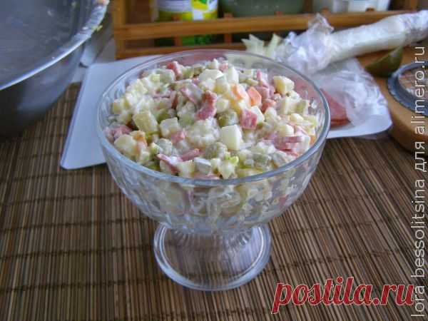 👌 Оливье с копчёной колбасой, рецепты с фото И вы соскучились по Оливье — рецепт классический во сне снится, но наутро вы не помните, что, сколько и в какой очередности класть? Сейчас напомню!
Не надо переживать о последоват...