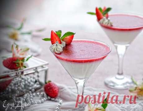 Панна котта с клубничным кули
