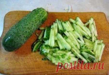 Салат с курицей 