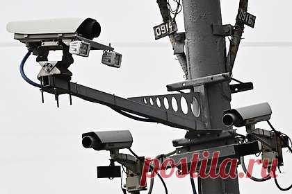 Оперативники по камерам отследили подозреваемого в убийстве Ржицкого. Оперативники отследили по системе видеонаблюдения маршрут подозреваемого в убийстве заместителя начальника отдела по мобилизационной работе администрации Краснодара Станислава Ржицкого. В МВД России предоставили «Ленте.ру» видео из автобуса, на котором ехал предполагаемый киллер Сергей Денисенко 1959 года рождения.