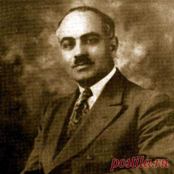 «Որդիների պայքարը հայրերի դեմ» - ԳԱՐԵԳԻՆ ՆԺԴԵՀ
Մեզ պէտք չէ՛ Անկախ Հայաստան,- դեռ այսօր էլ աղմկում են քո հայրերէն ոմանք:
- Անկախ Հայրենիքը անհրաժեշտ է հենց նրա համար, որ ձեզ` հոգով թզուկներիդ դարձնի կատարեալ մարդ եւ Հայ, արժանի Անկախութեան,-պատասխանում է Մայիս Քսանութի շէնքը իր ուսերին կրող ժողովուրդ -հսկան:
- Պէտք չէ՛,- յամառում են մտքի մանկաբարոյութեամբ բռնւածները, առանց հասկանալու, թէ անկախութիւնից զուրկ ժողովուրդները դատապարտւած են մահւան, ծառայելով գերիշխան ազգերի համար