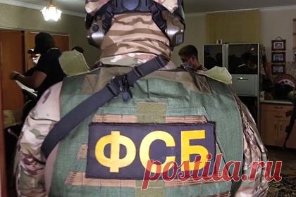 ФСБ нашла занимавшихся лжеминированием школ подростков. Сотрудники ФСБ и МВД установили личности и нашли анонимных авторов, которые распространяли ложные сообщения о минировании школ в Иваново. Ими оказались двое 13-летних подростков. С января по февраль 2022 года на электронный почтовый ящик городской администрации поступали письма с террористическими угрозами в школах.