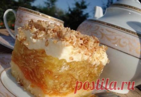 Пляцок "Яблучна хмаринка". Десерт, від якого усі в захваті | Сім’я і дім Цей божественний рецепт я ледве випросила у сусідки. Тепер з-поміж усіх яблучних пирогів і пляцків цей – мій улюблений!