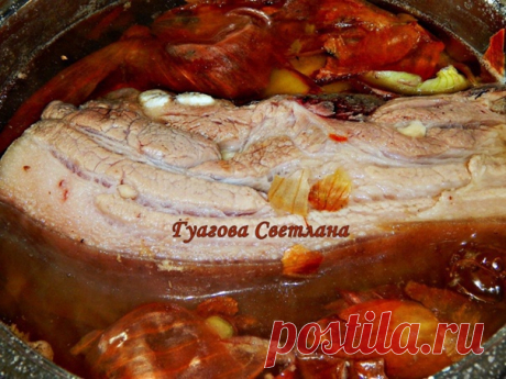 Сало вареное в луковой шелухе.
автор Света Гуагова

Сало с мясными прослойками - 1 кг,
соль - 3 ст.л. с горкой
Показать полностью...