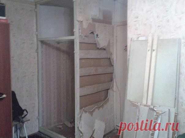 Cделал жене место для рукоделия вместо старого шкафа.