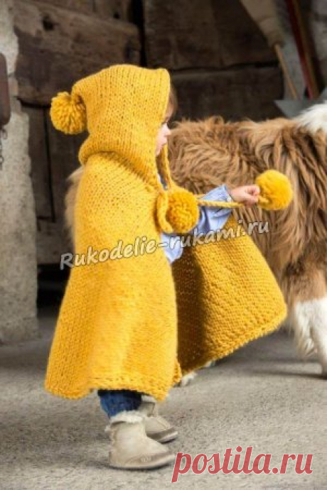 Желтая детская накидка с капюшоном спицами и крючком
