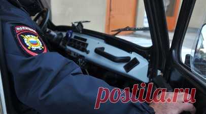 Полиция в Воронеже проверит инцидент с упавшим рядом с прохожей вентилятором. В Воронеже сотрудники правоохранительных органов организовали проверку по заявлению девушки, рядом с которой упал вентилятор, предположительно, выброшенный из окна многоэтажного жилого дома. Читать далее