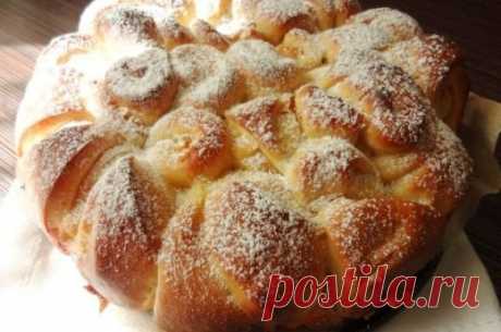 Яблочный пирог «Красавчик» – не только красивый и вкусный, но и ароматный! 

 

Ингредиенты:
Мука — 900 г Дрожжи свежие – 50 г Вода теплая – 500 мл Мед жидкий – 4 ст. л. Масло растительное нерафинированное – 120 мл
Для начинки: Сахар коричневый (можно белый рафинированный) –…