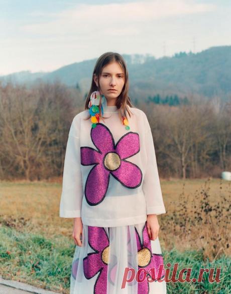 Тренд: сиреневый — хит сезона Если самое модное сочетание этого лета – розовый с оранжевым - уже успело наскучить, а душа все равно требует добавить яркости, пора расставить цветовые акценты в пользу оттенков сиреневого. Не самый ...