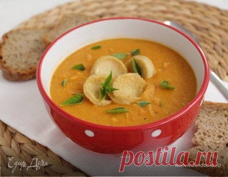 Чечевичный суп-пюре с тофу. Ингредиенты: чеснок, томатная паста, зира | Официальный сайт кулинарных рецептов Юлии Высоцкой