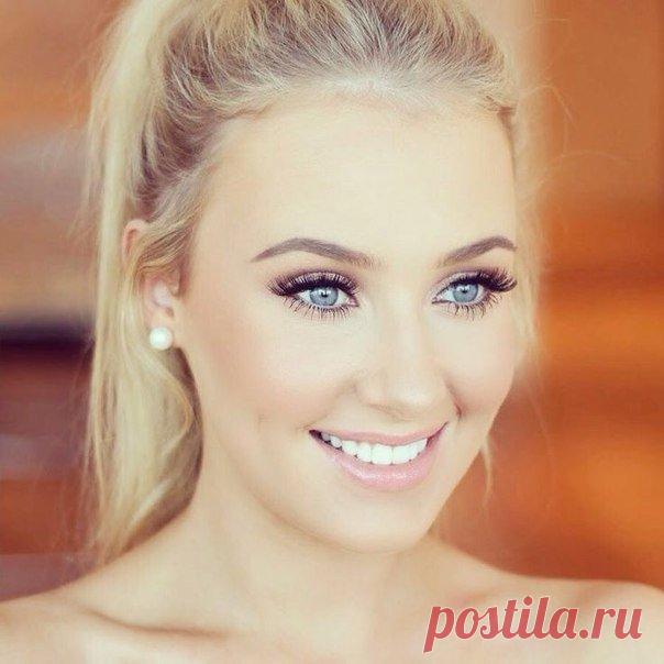 ОСВЕЖАЮЩАЯ МАСКА ПЕРЕД ВЫХОДОМ 