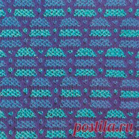 Узор № 224 - структурный многоцветный узор. Схему вязания и условные обозначения вы сможете увидеть на сайте.