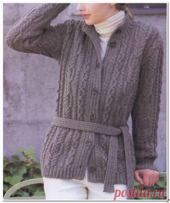 Жакет с пояском спицами.