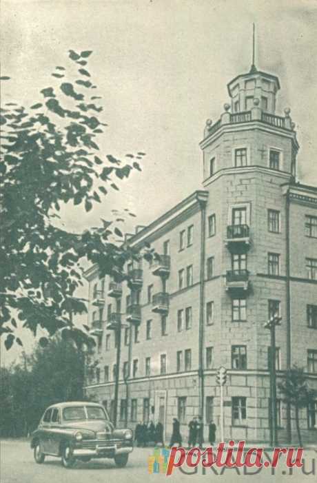 Пермь, Россия - Новый жилой дом на улице 25 Октября - 1956-й год - г3351 | GRADY.ru