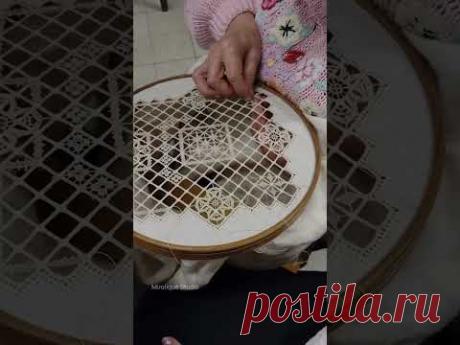 Вышивка ретичелло Паолы Барбиери