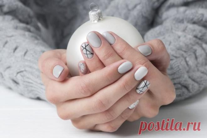 Маникюр на короткие ногти, зима 2021-2022 (50 фото) - модные и красивые идеи