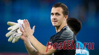 Лунёв: похвалили Гладышева, но булки не надо расслаблять. Вратарь сборной России Андрей Лунёв высказался об игре нападающего Ярослава Гладышева в матче с Белоруссией. Читать далее