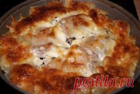 КУРИНЫЕ БЕДРА В КАРТОФЕЛЬНОМ КОЛЬЦЕ